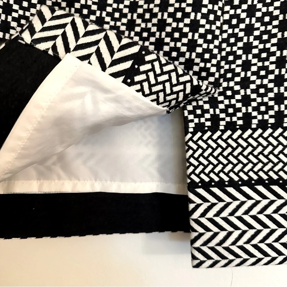 J. Crew Black and White Geometric Pattern Midi Skirt Size 4
